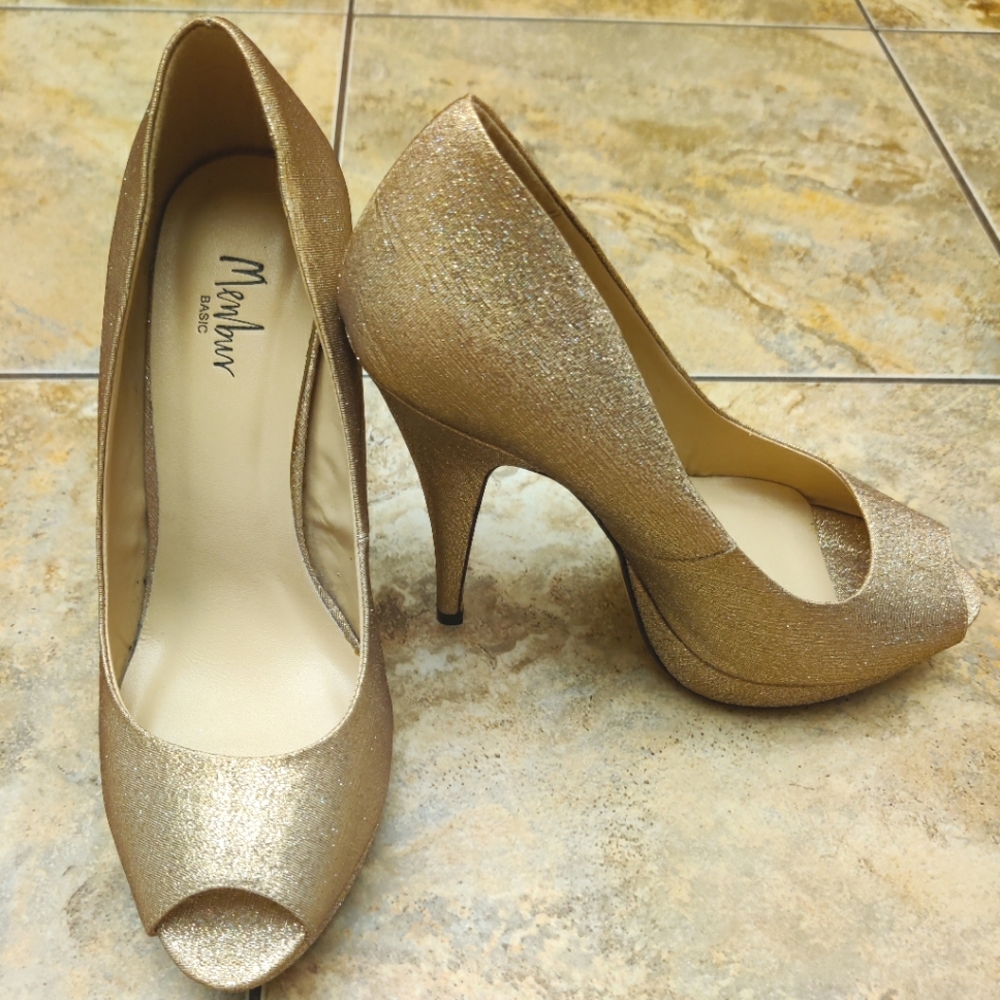 Sparkly Peep-Toe Pumps